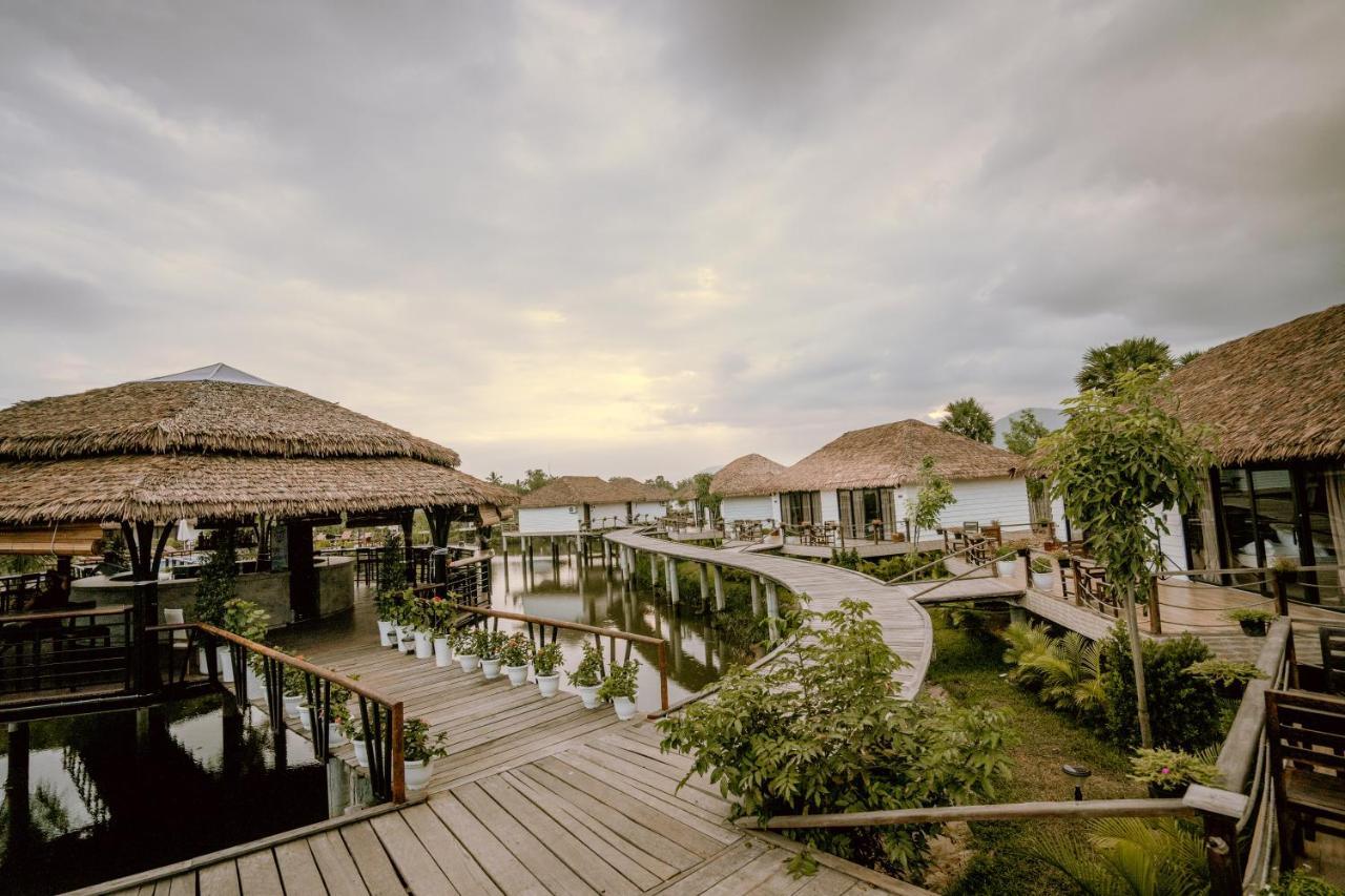 Good Time Relax Resort Kampot Eksteriør bilde